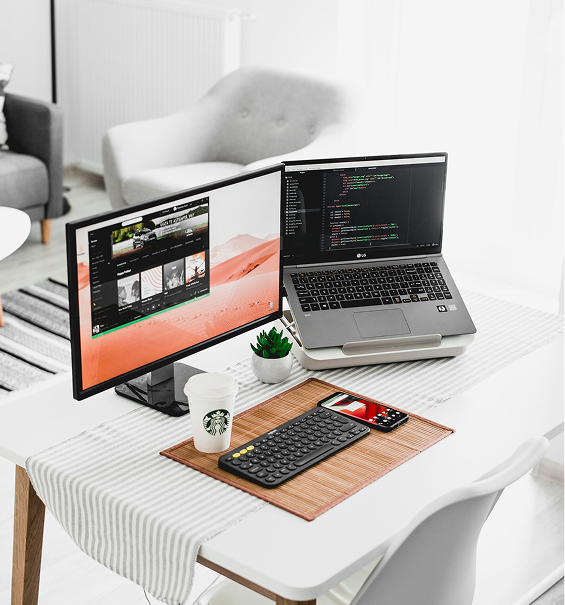 alexandru-acea-GhwCef9VRr4-unsplash 1